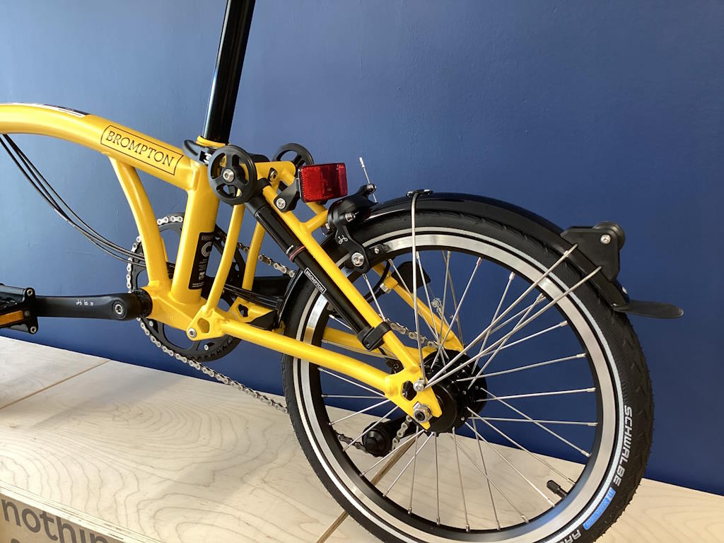 Brompton 2025 C Line Mk6 (12-speed) High Bumblebee Yellow