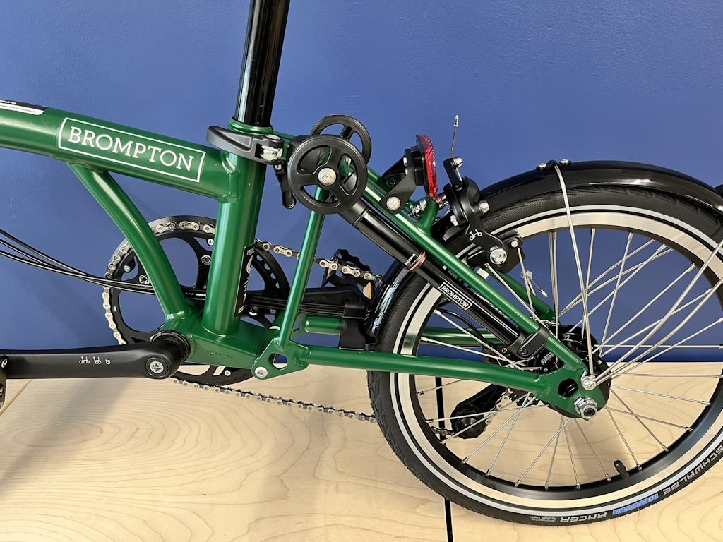 Brompton 2025 C Line Mk6 (12-speed) High Racing Green