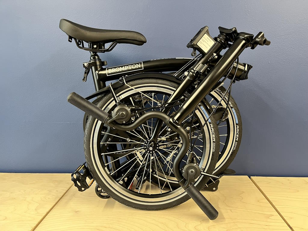 Brompton 2025 C Line Mk6 (12-speed) Mid Black