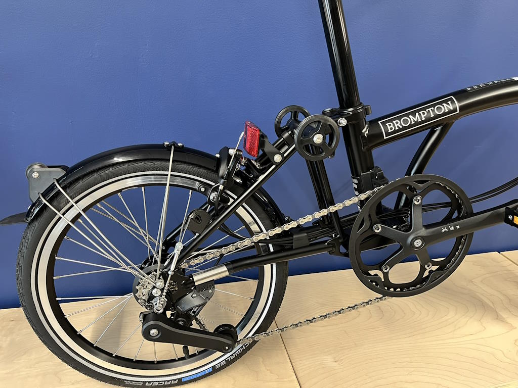 Brompton 2025 C Line Mk6 (12-speed) Mid Black