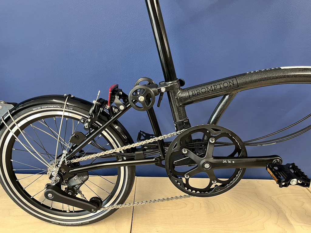 Brompton P Line Explore (12-speed) Low Midnight Black