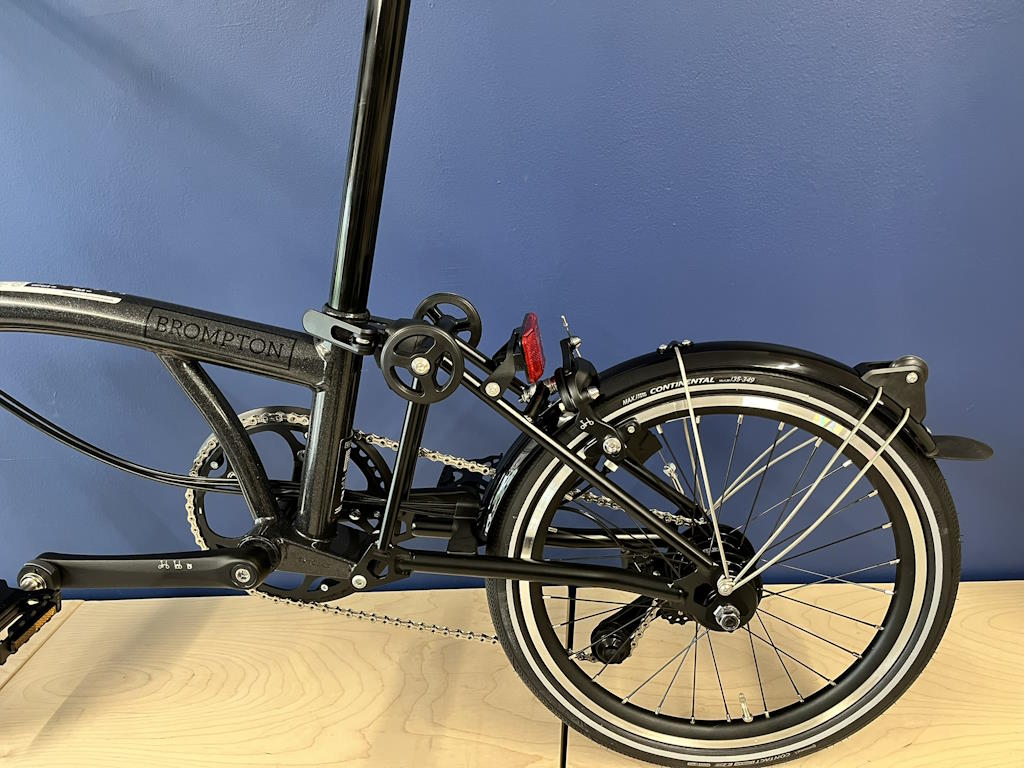 Brompton P Line Explore (12-speed) Low Midnight Black