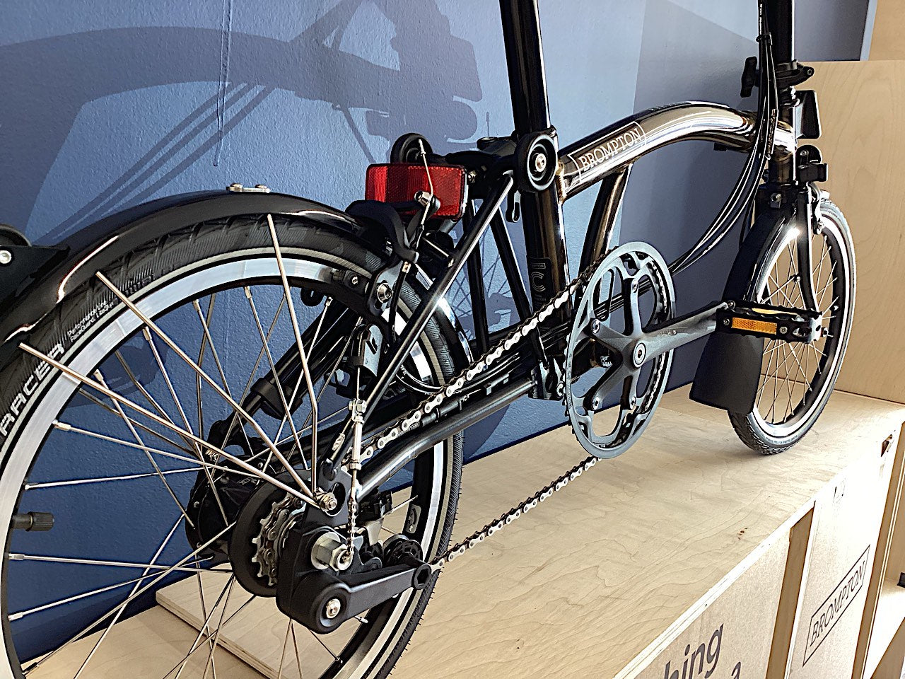 Brompton C Line Explore Mid Black Lacquer