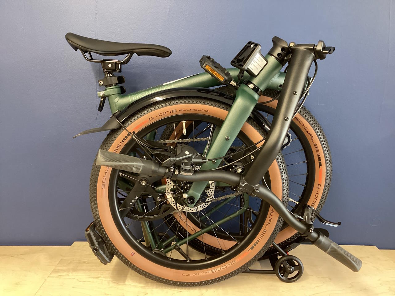 Brompton G Line with Roller Frame Forest Green