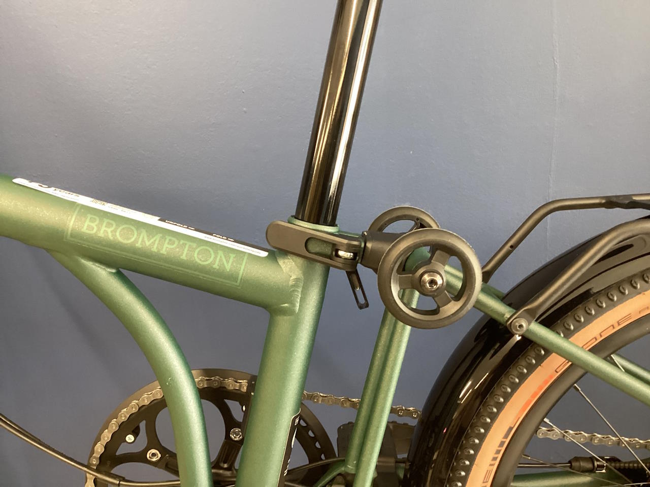 Brompton G Line with Roller Frame Forest Green