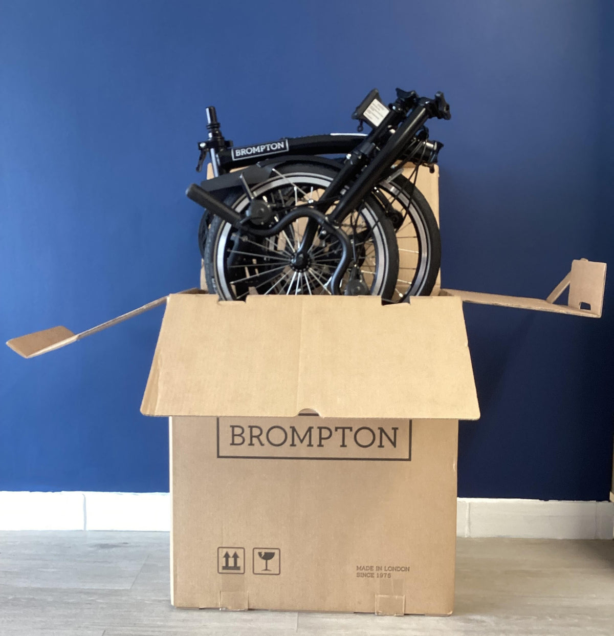 Brompton Folding Bikes Canada: Worry-Free Shipping & Delivery Across t