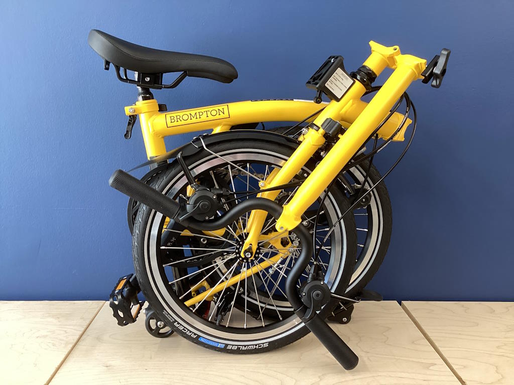 Brompton 2025 C Line Mk6 (12-speed) High Bumblebee Yellow
