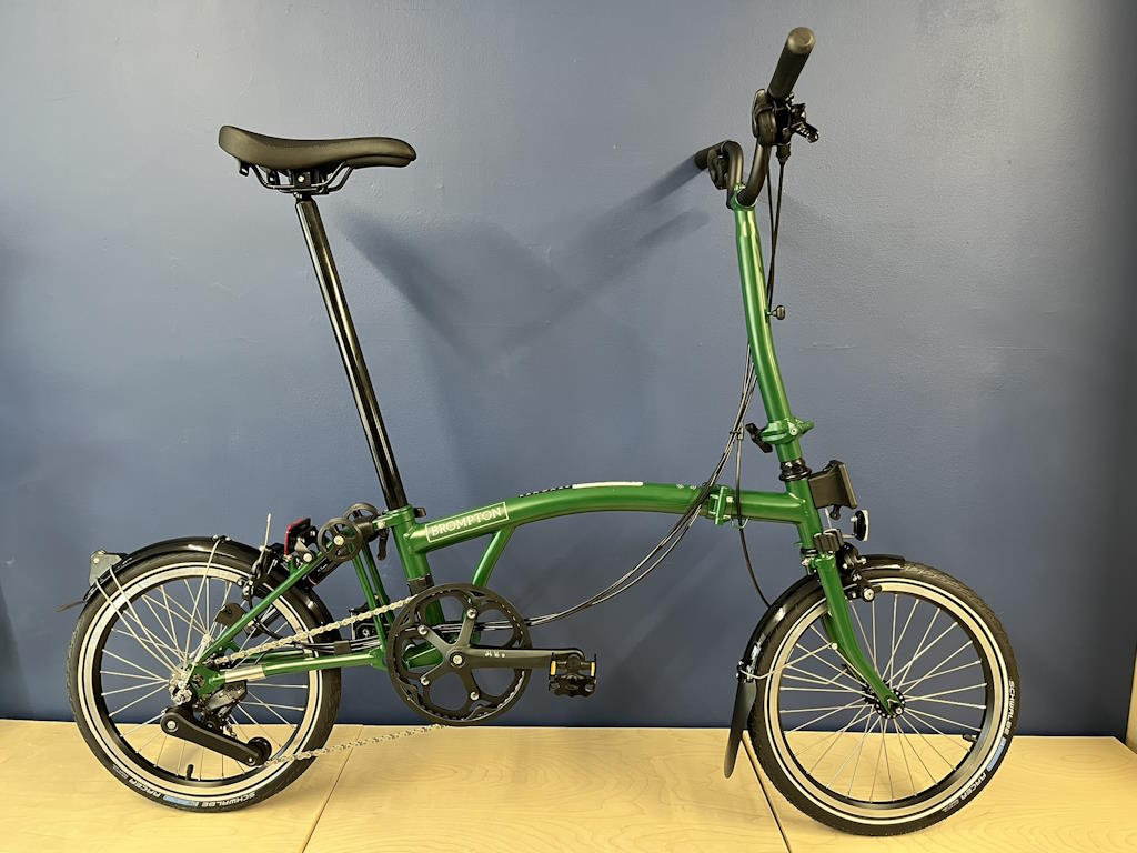 Brompton 2025 C Line Mk6 (12-speed) High Racing Green