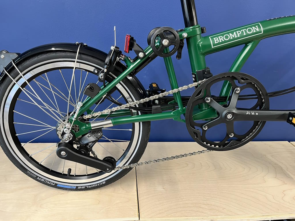 Brompton 2025 C Line Mk6 (12-speed) High Racing Green