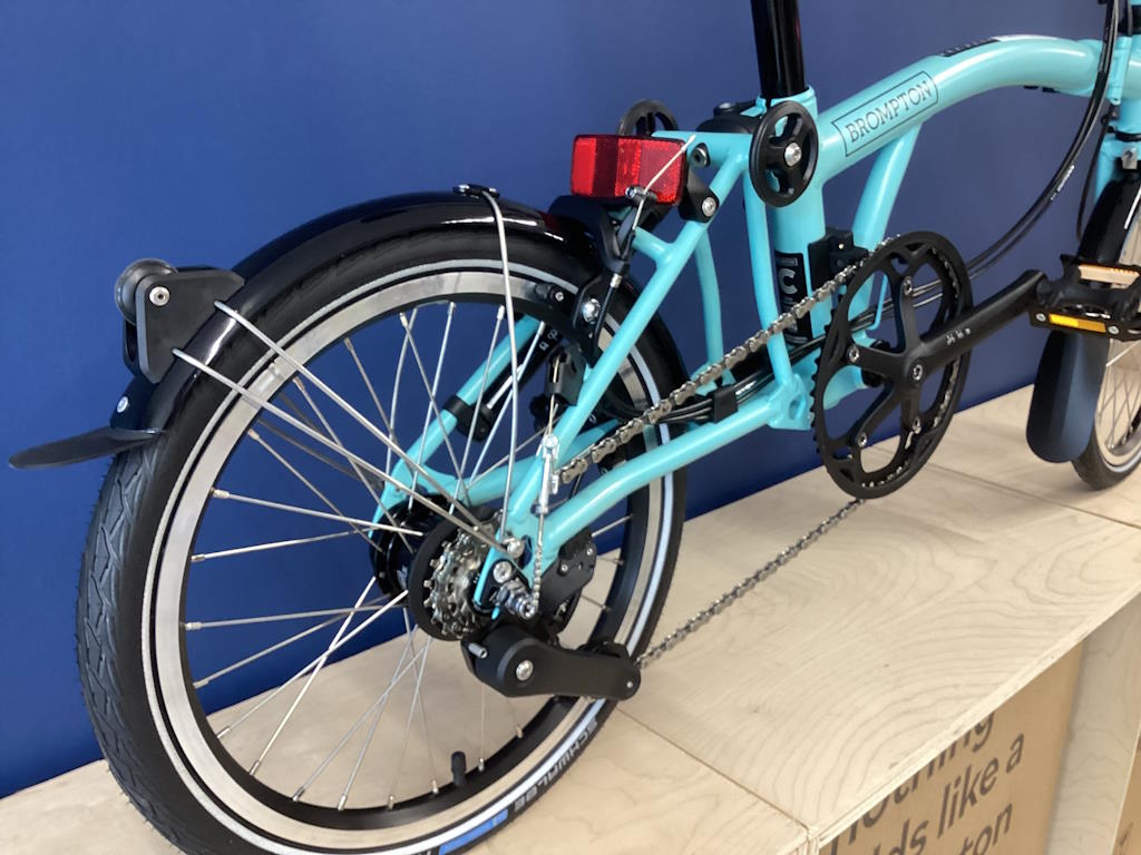 Brompton 2025 C Line Mk6 (12-speed) High Turkish Green