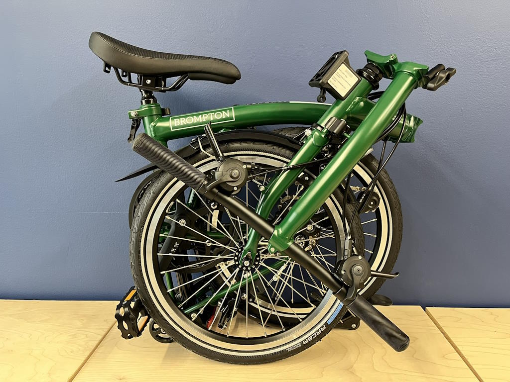 Brompton 2025 C Line Mk6 (12-speed) Low Racing Green