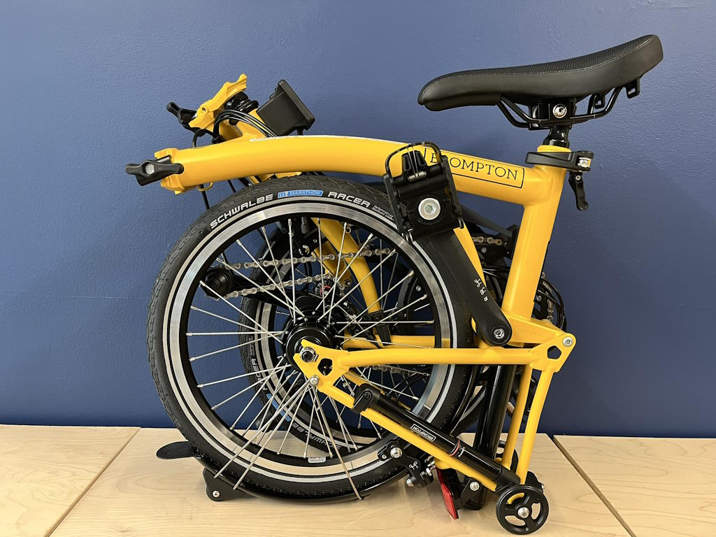 Brompton 2025 C Line Mk6 (12-speed) Mid Bumblebee Yellow