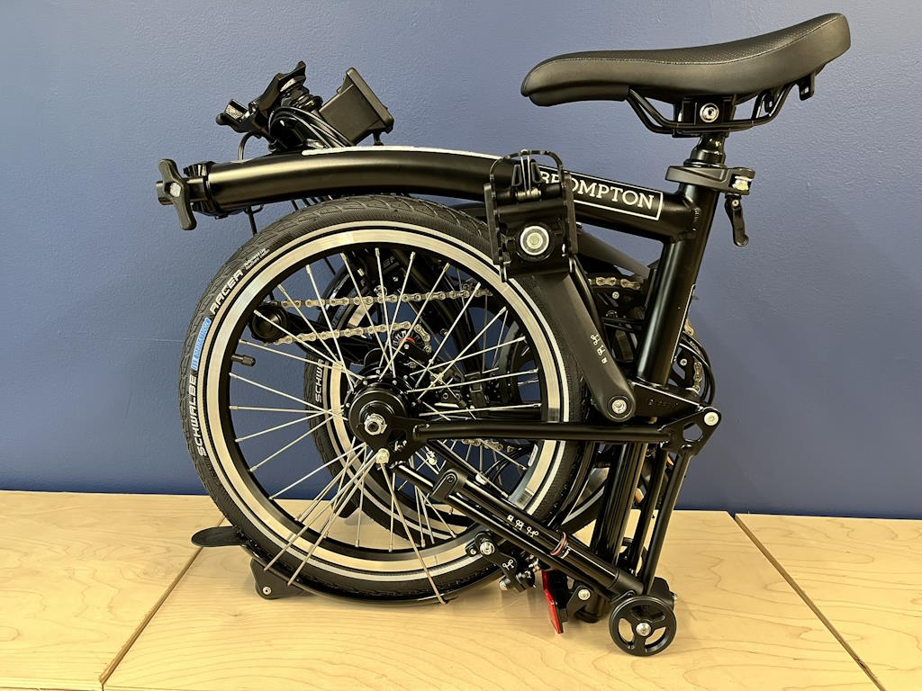 Brompton 2025 C Line Mk6 (12-speed) Mid Black