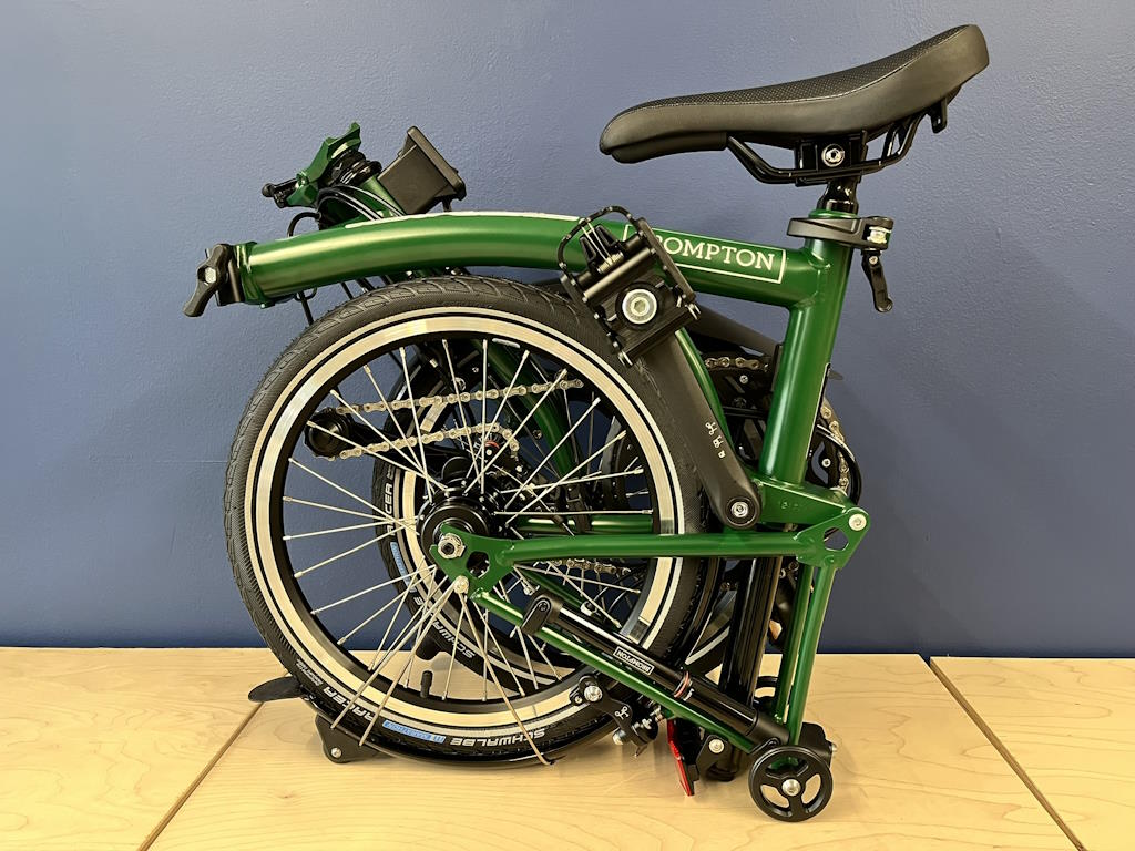 Brompton 2025 C Line Mk6 (12-speed) Mid Racing Green