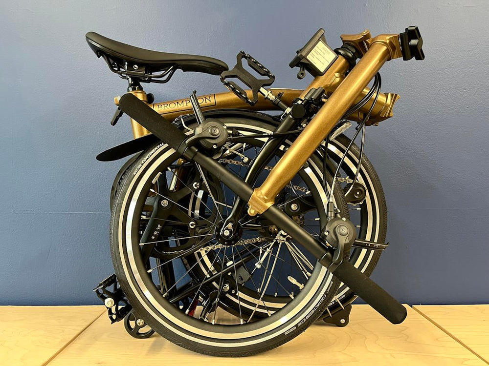 Brompton P Line 12 Speed Bronze Sky, folded